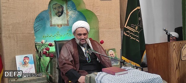 جلسه لاله پژوهی سیره شهدا با موضوع سردار شهید «احمد کریمی» + تصاویر