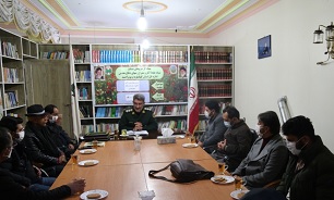 هنرمندان با خلق آثار ماندگار فرهنگ دفاع مقدس را به نسل‌های آینده انتقال می‌دهند