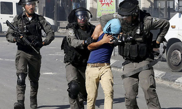 یورش نظامیان صهیونیست به کرانه باختری/ ۳۰ فلسطینی بازداشت شدند