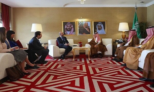 وزیر خارجه سعودی با نماینده ویژه آمریکا در امور ایران دیدار کرد