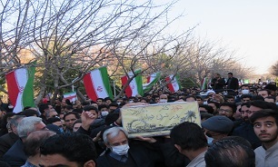 شهید گمنام تازه تفحص شده در دانشگاه علوم پزشکی مشهد؛ تشییع و خاکسپاری شد