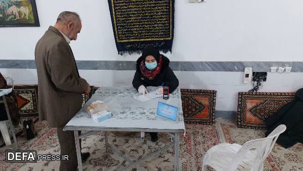 کاروان سلامت قرارگاه محرومیت‌زدایی سپاه در روستای «کرسام» ساری+ تصاویر