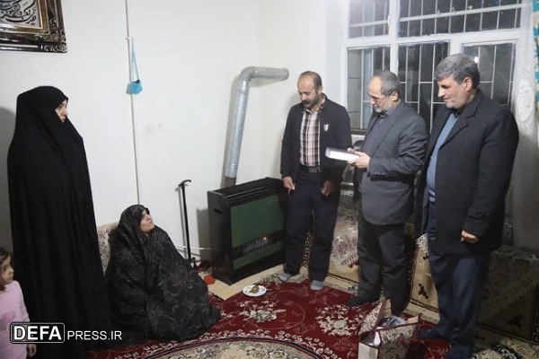 دیدار معاون استاندار همدان با خانواده شهید امنیت «احسان مرادی» +تصاویر
