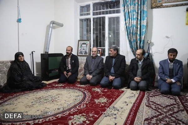 دیدار معاون استاندار همدان با خانواده شهید امنیت «احسان مرادی» +تصاویر