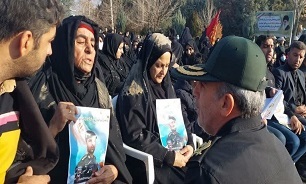 پیکر مطهر شهید مدافع امنیت در خرم آباد تشییع و خاکسپاری شد