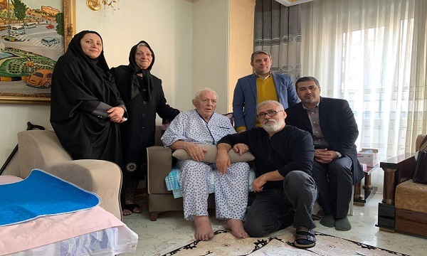 دستور مسئولان بنیاد شهید و امور ایثارگران برای رسیدگی به وضعیت درمانی پدر شهیدان «پورزند»