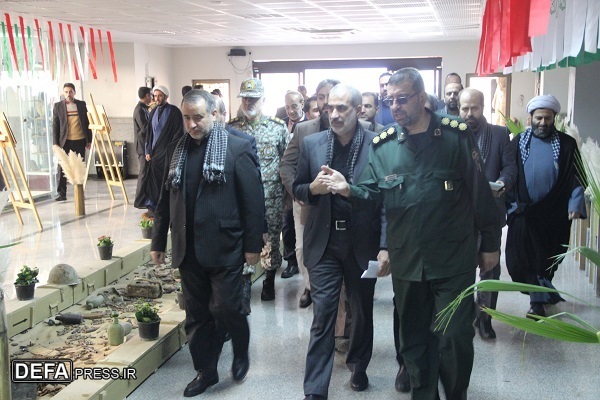 حضور وزیر آموزش و پرورش در مرکز فرهنگی و موزه دفاع مقدس استان سمنان