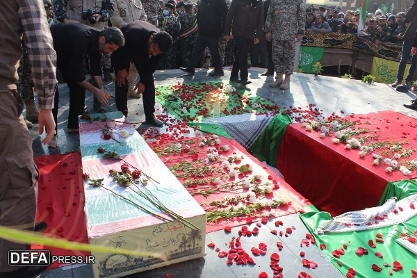 تدفین شهید گمنام عملیات «کربلای ۶» در پدافند هوایی شمال شرق امام رضا (ع)+ تصاویر
