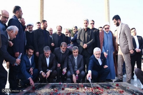 وزیر جهاد کشاورزی به مقام  شامخ شهدای استان گلستان ادای احترام کرد + تصاویر