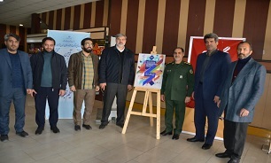 پوستر هشتمین جشنواره فیلم فجر در لرستان رونمایی شد