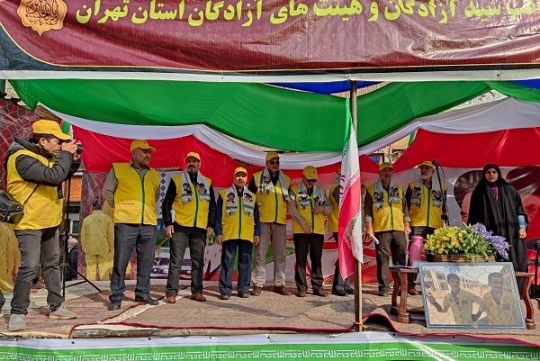 جشن ملی ایرانیان برای ۴۴ سال افتخار/ برگزاری مراسم گرامیداشت ۲۲ بهمن در سراسر کشور