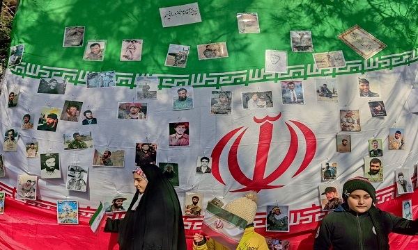 قرائت دسته جمعی سرود ملی ایران در راهپیمایی امسال+ فیلم