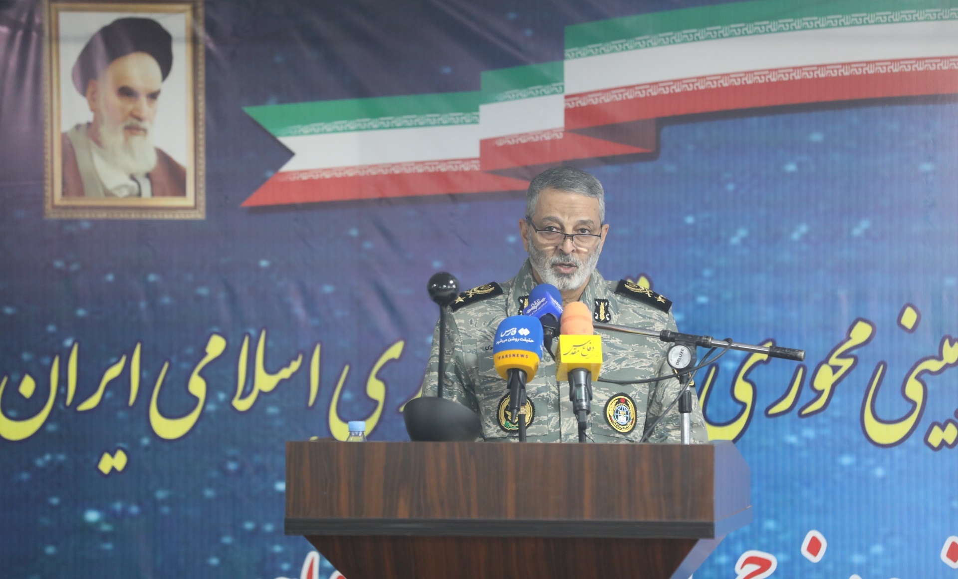 افتتاح ۱۴۷ واحد آپارتمانی و ویلایی ارتش با حضور سرلشکر موسوی