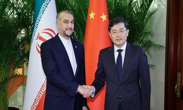 وزیر خارجه چین: پکن به ترویج حل دیپلماتیک موضوع هسته‌ای ایران ادامه می‎دهد