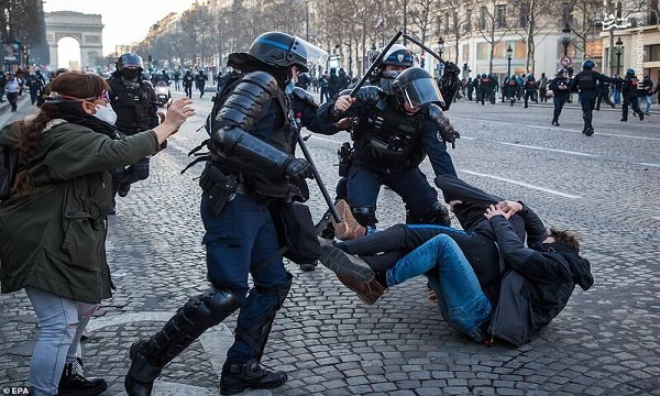 روح خشونت در کالبد پلیس فرانسه/ بی‌تفاوتی رئیس دولت فرانسه به اتفاقات این کشور