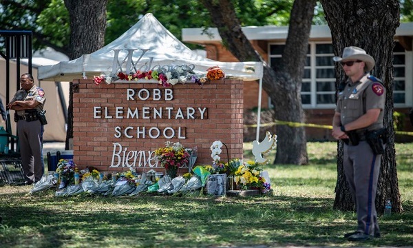 زنجیره بی‌پایان تیراندازی‌های مرگبار در مدارس آمریکا