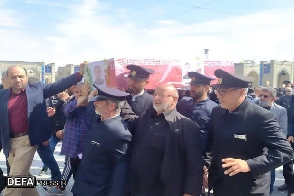تشییع پیکر جانباز شهید «سید حسن بنی‌کاظمی» در مشهد+ تصاویر