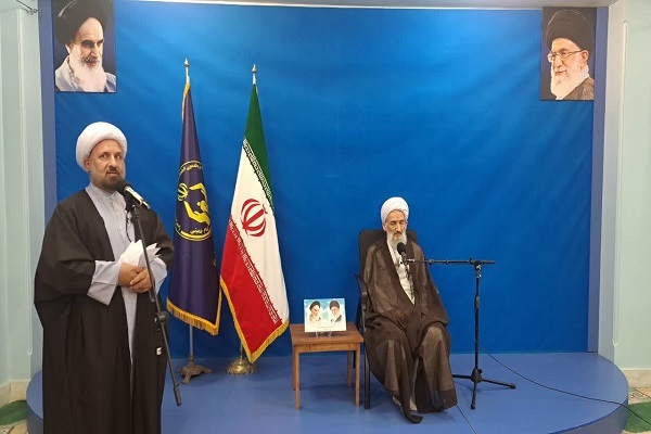 کمیته امداد یک نهاد عاطفی و تکریمی است
