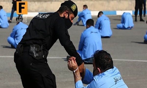 دستگیری ۲۰۵ نفر از اراذل و اوباش و فروشندگان مواد محترقه