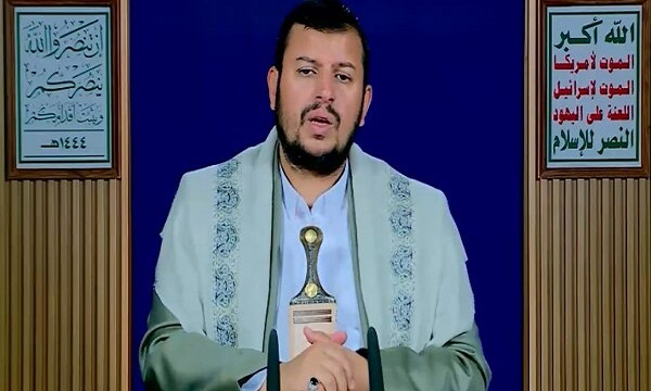 علماء باید در قبال نقشه‌های دشمنان هوشیار باشند