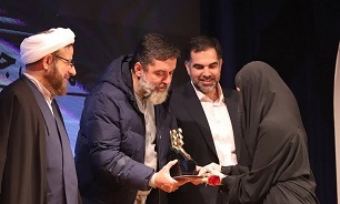 اعطای جایزه شهدای روحانیت در جشنواره فیلم دینی اشراق