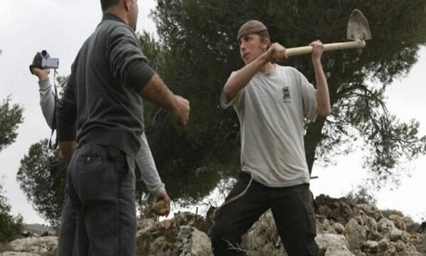 صهیونیست‌ها به فلسطینی‌ها در کرانه باختری حمله ور شدند