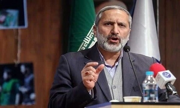 تردیدی در مبارزه با فساد نباید داشت