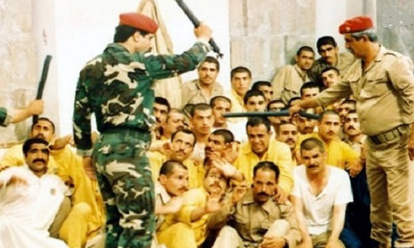 شکنجه رزمنده ایرانی با انبردست/ جرمی به نام پاسدار خمینی بودن