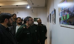 افتتاح نمایشگاه عکس «جهادگران فاطمی» در قم