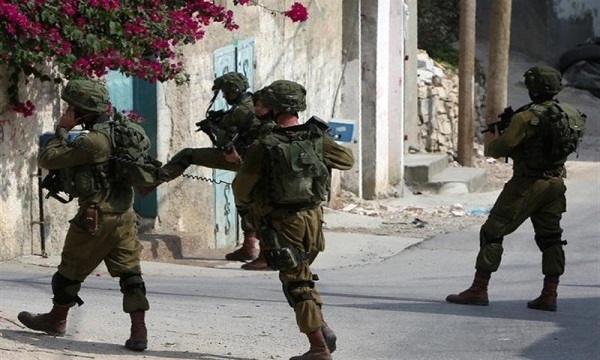 صهیونیست‌ها با یورش به کرانه باختری با فلسطینیان درگیر شدند