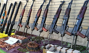 کشف و ضبط ۷۰ قبضه انواع سلاح غیرمجاز در خوزستان