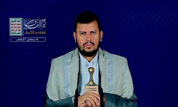 دشمن به دنبال سیطره کامل بر کشور یمن است