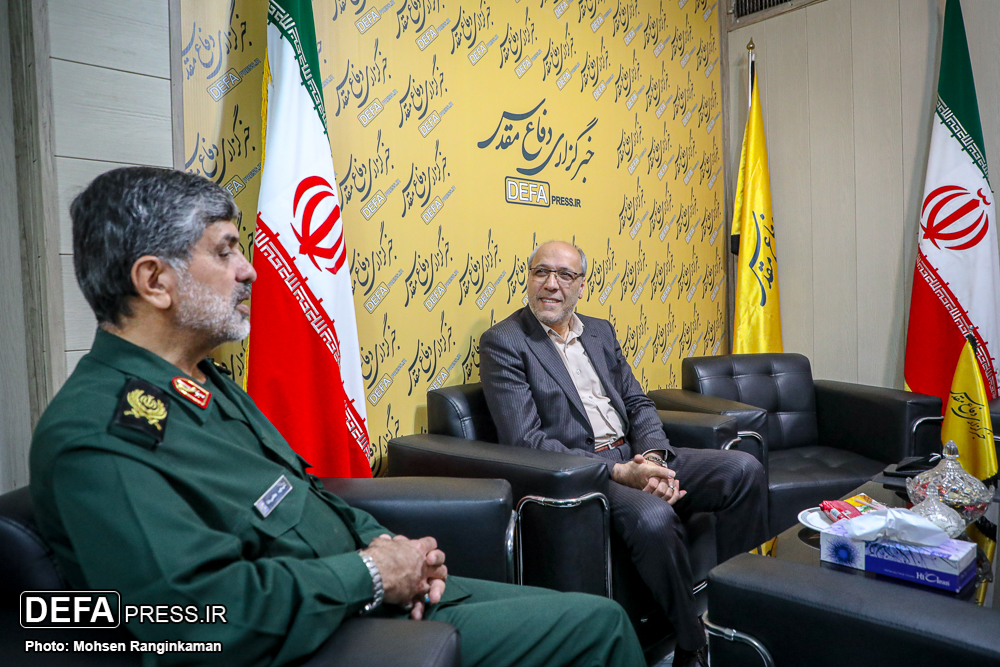 بازدید رئیس کمیسیون عمران و حمل و نقل شوراى اسلامى شهر تهران از «خبرگزاری دفاع مقدس»
