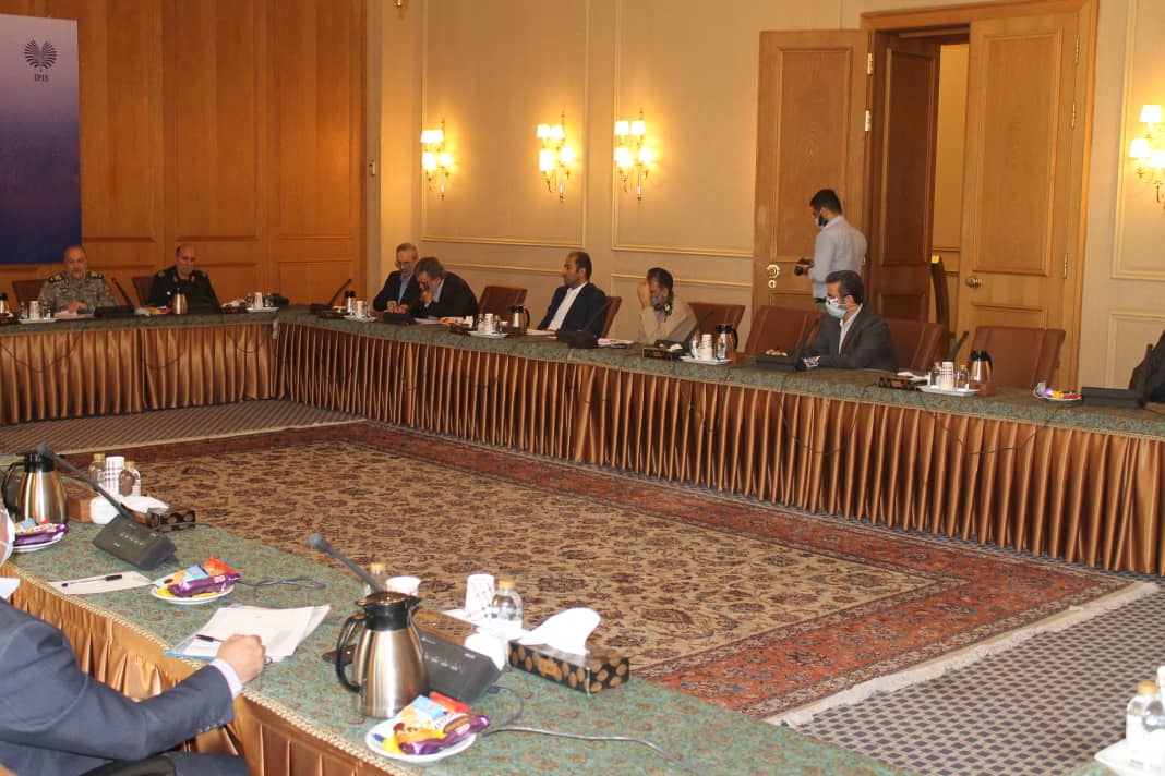 بررسی دستور العمل اسناد و مدارک دفاع مقدس در وزارت خارجه
