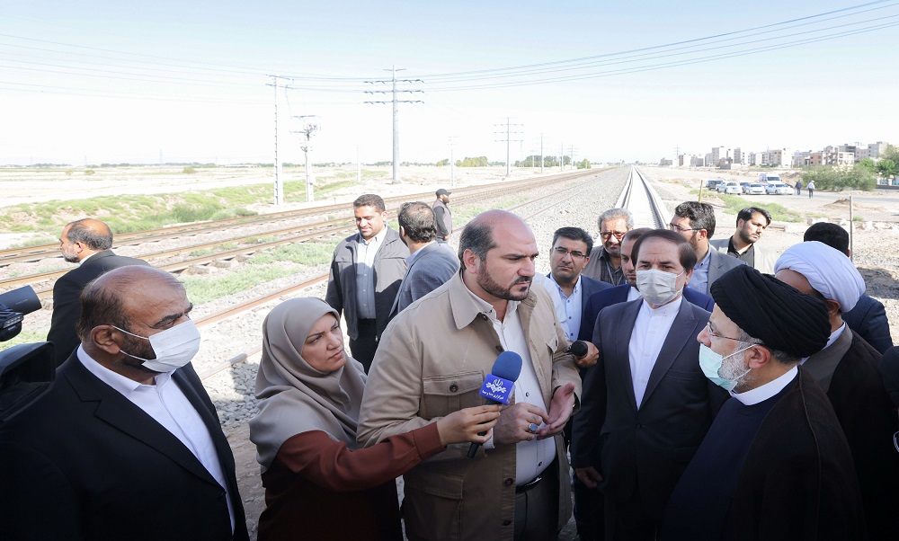 بازدید رئیس جمهور از طرح قطار حومه‌ای ورامین - تهران