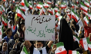 نوای سرود «سلام فرمانده» در خراسان‌جنوبی طنین‌انداز می‌شود