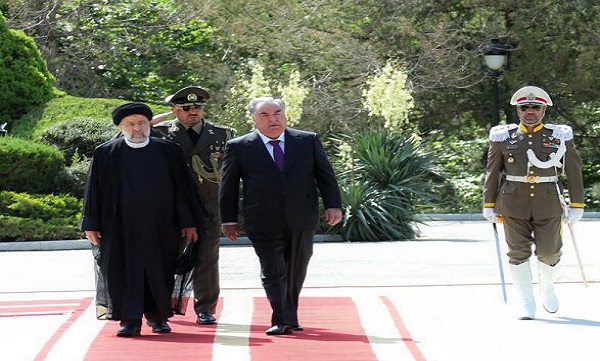 استقبال رسمی حجت‌الاسلام رئیسی از رئیس جمهور تاجیکستان