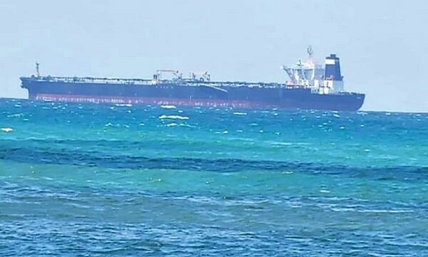 ورود سومین نفتکش ایرانی به ساحل بانیاس سوریه