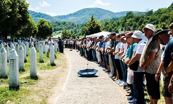 برگزاری مراسم تدفین پیکر شهدای سربرنیتسا در بوسنی و هرزگوین