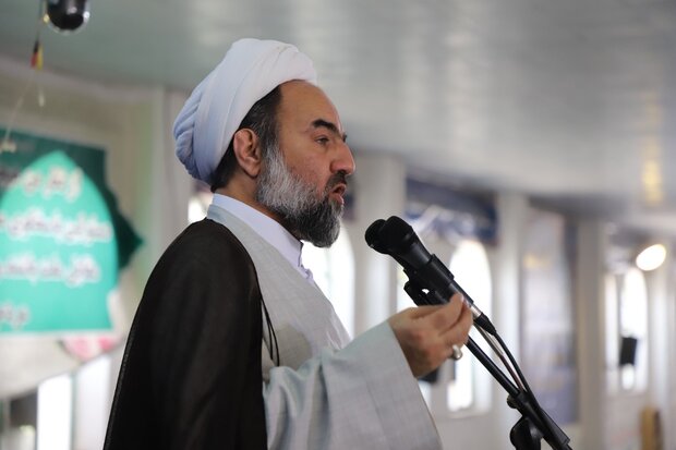 یکی از راه‌های تحسین تقوای الهی، تلاش برای گسترش اخلاق اسلامی است