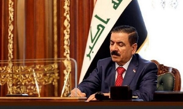 درخواست وزیر دفاع عراق از نظامیان برای دوری از فتنه