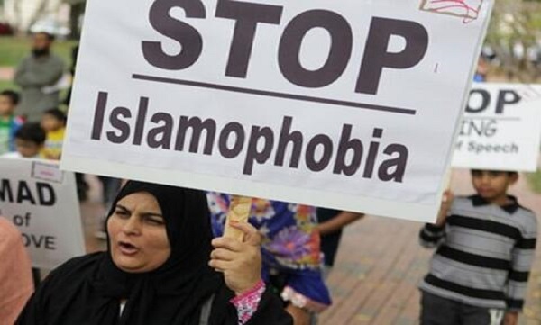 اعمال فشار علیه زنان مسلمان در کشور‌های اروپایی