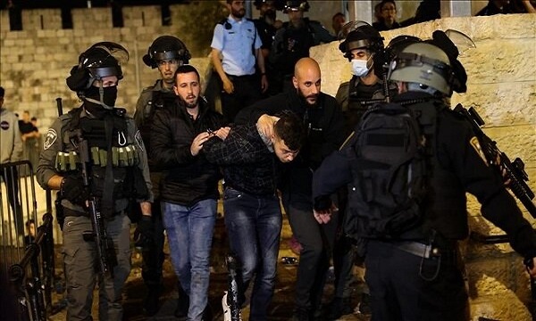 رژیم صهیونیستی ۹ فلسطینی را به اتهام ارتباط با حماس بازداشت کرد