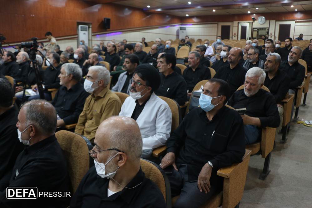 برگزاری نشست راویان دفاع مقدس قم با حضور سرلشکر «صفوی» +تصاویر