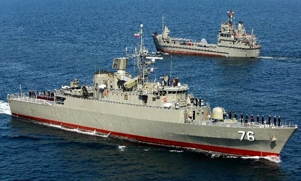جزئیات توقیف دو شناور تجسسی آمریکا توسط نیروی دریایی ارتش