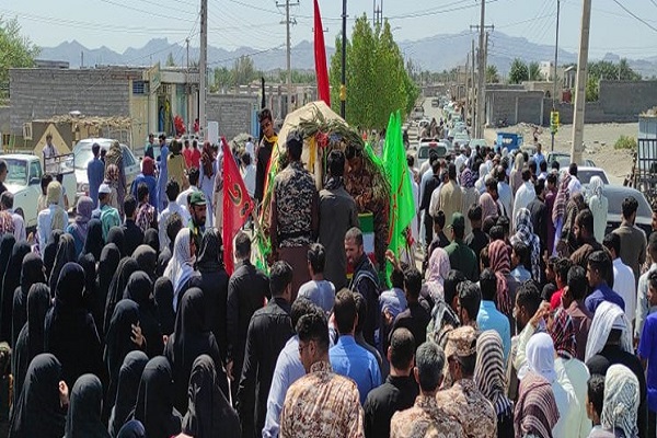 پیکر بسیجی شهید «عارف رمشکی» در قلعه‌گنج تشییع شد