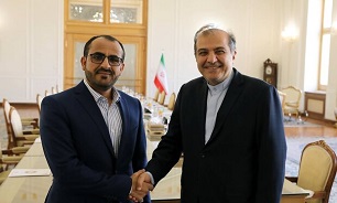 سخنگوی انصارالله با مشاور ارشد وزیر امور خارجه دیدار کرد