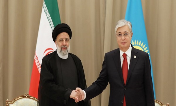 رئیس جمهور قزاقستان با آیت الله رئیسی دیدار و گفتگو کرد