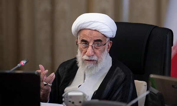 رئیس‌جمهور از فرصت حضور در سازمان ملل برای دفاع از حقوق مردم ایران استفاده کند