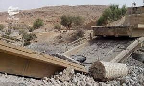 ائتلاف متجاوز راه‌ها و پل‌های یمن را هدف قرار داده است